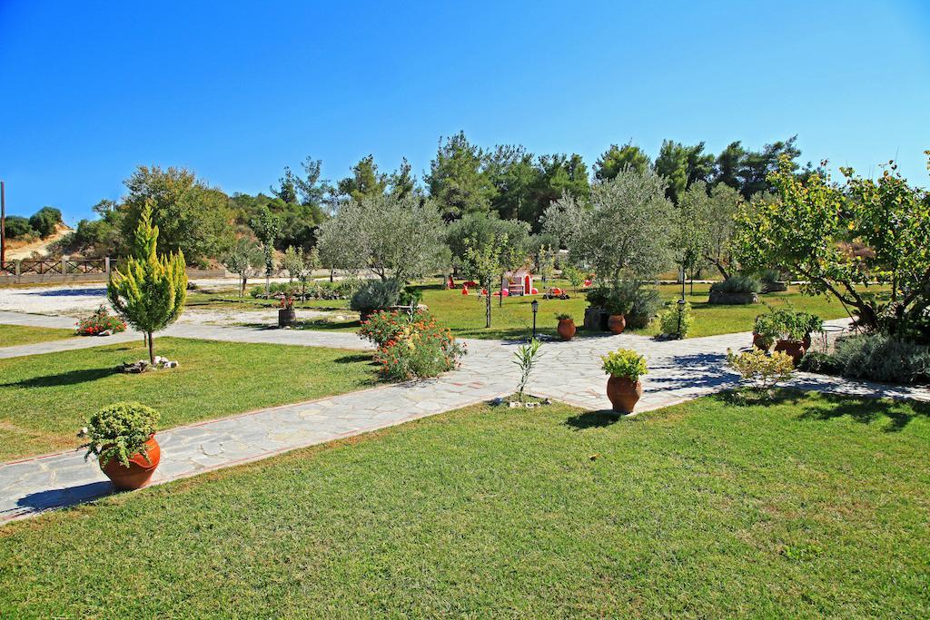 Dionysus Apartments & Suites إيريسوس المظهر الخارجي الصورة